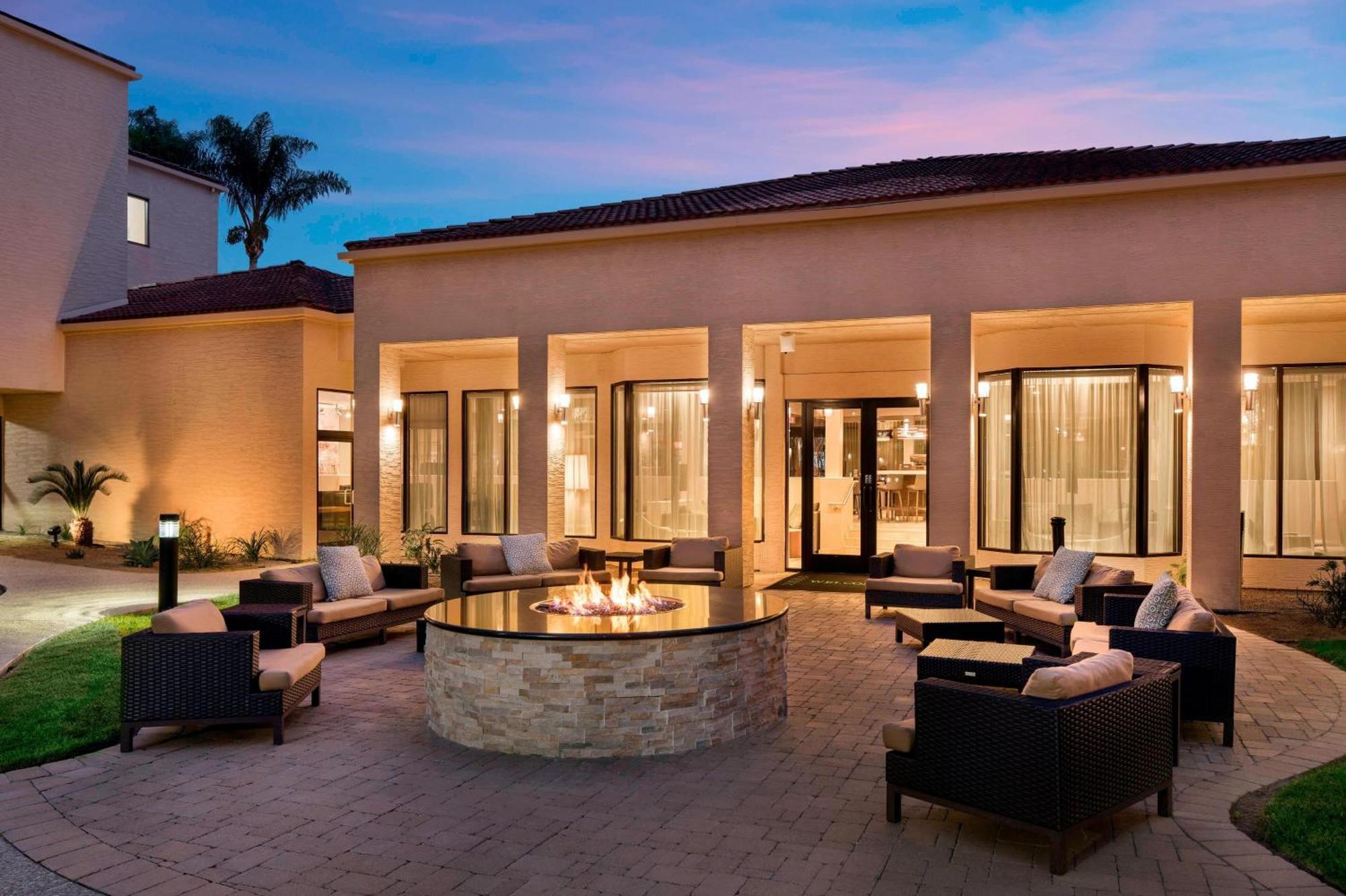 Courtyard By Marriott San Diego Sorrento Valley Extérieur photo