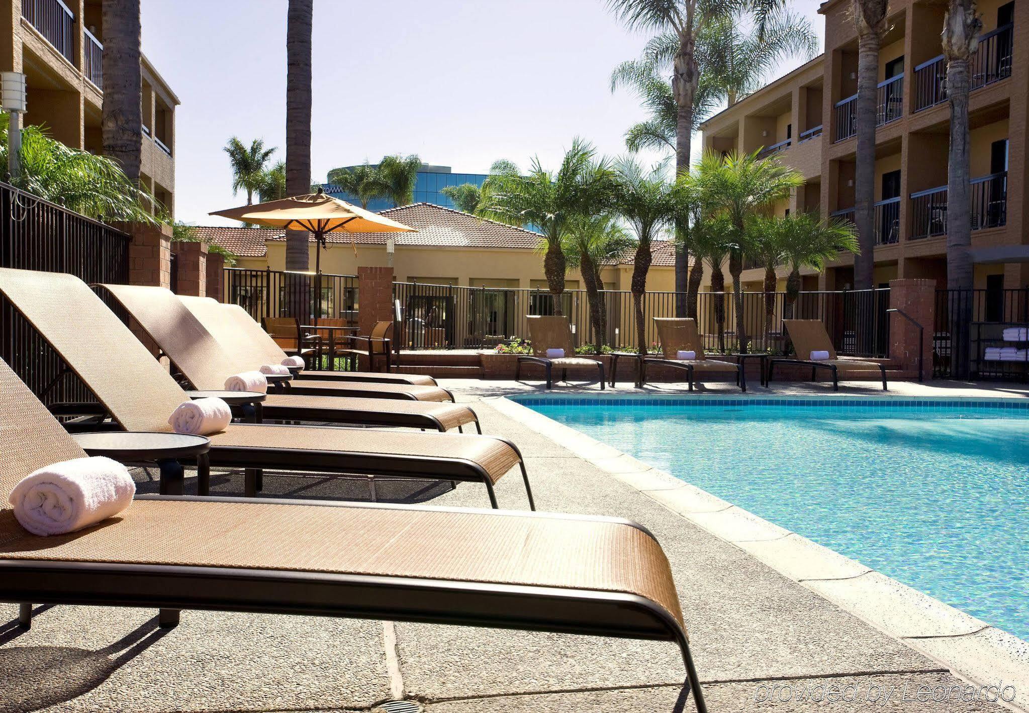 Courtyard By Marriott San Diego Sorrento Valley Extérieur photo